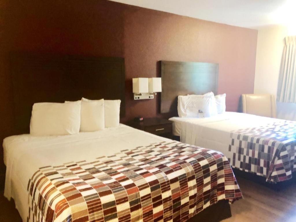 Evergreen Inn & Suites Portland (Adults Only) Exteriér fotografie